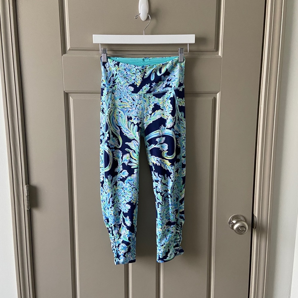 Lilly Pulitzer cropped leggings